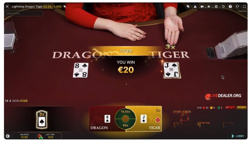 Dragon Tiger round result with both cards revealed and the winning side highlighted